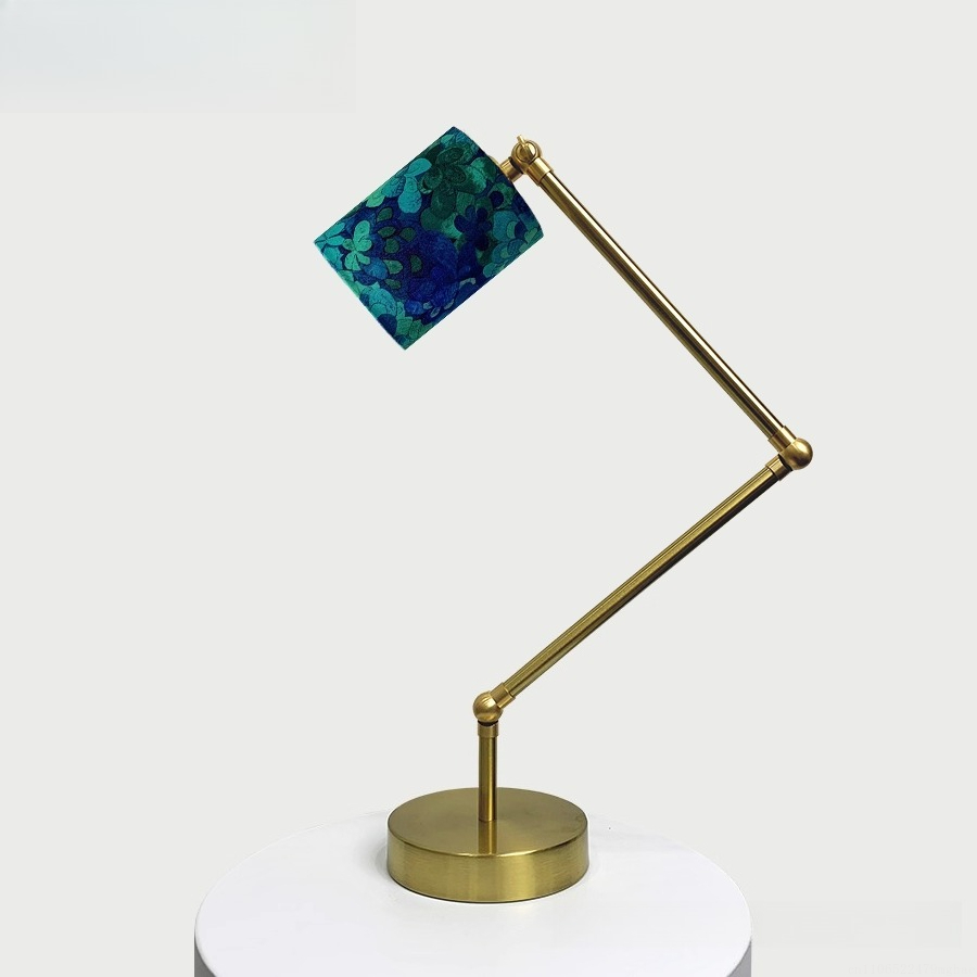 Adjustable Reading Lamp: Metal - Century Textile & Sewing Supply Avenue C North Saskatoon Sk avaliação e preço